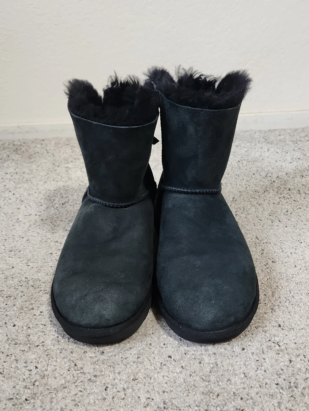 UGG Australia Mini Bailey Bow II Women's Boots in Black Size 11